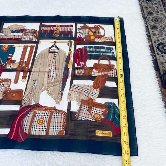 Burberrys of London Nova Check Multicolor Square Bandana/Scarf NWOT - Picture 7 of 13